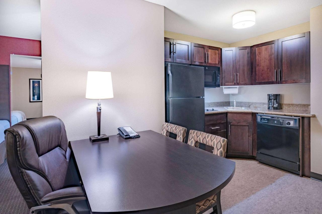 Hawthorn Suites By Wyndham Williston Eksteriør bilde