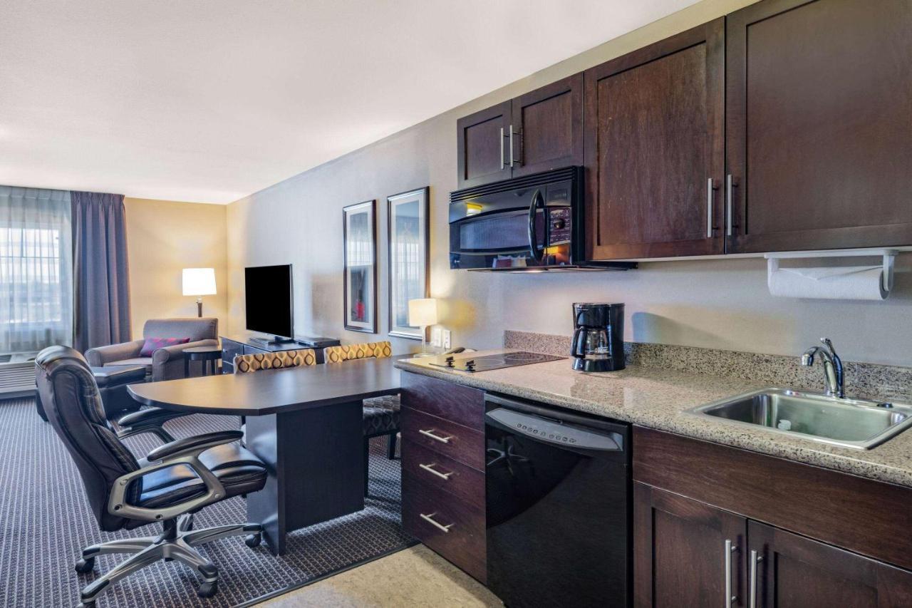 Hawthorn Suites By Wyndham Williston Eksteriør bilde