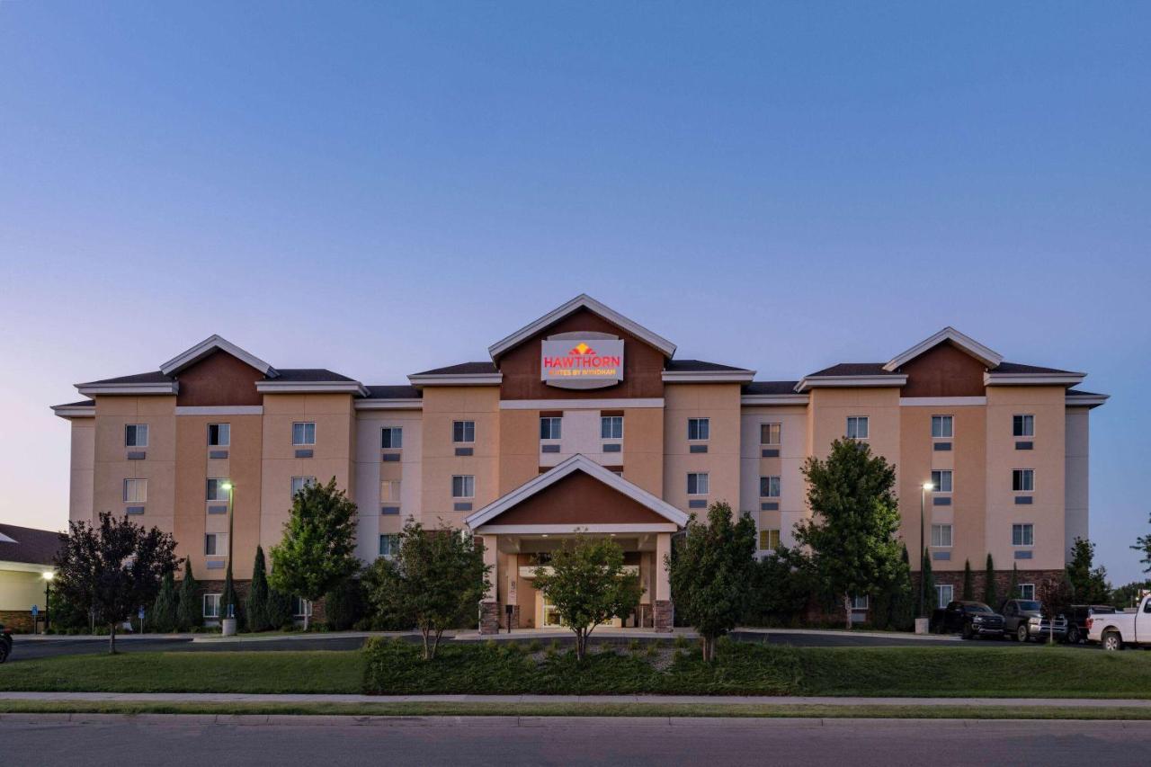 Hawthorn Suites By Wyndham Williston Eksteriør bilde